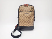 COACH コーチ Graham Pack Signature Color Block グラハム パック シグネチャー カラーブロック Sling Pack Body Bag スリング パック ボディバッグ C8356